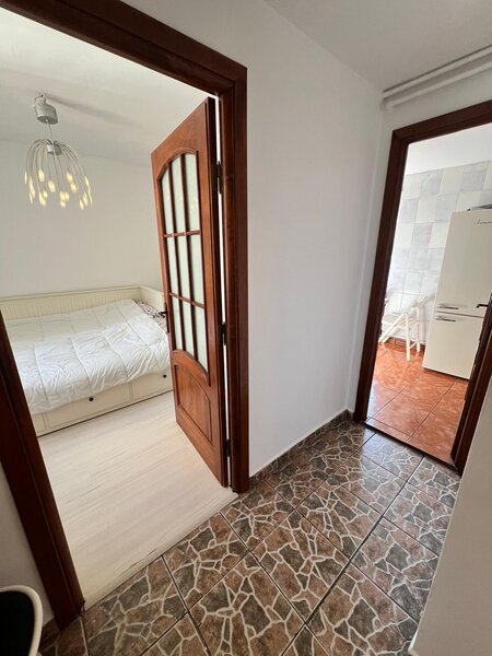 Kogalniceanu-,Facultatea de Drept, 3 camere, 87 mp, amenajat,