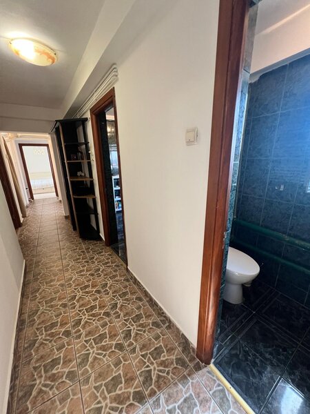 Kogalniceanu-,Facultatea de Drept, 3 camere, 87 mp, amenajat,